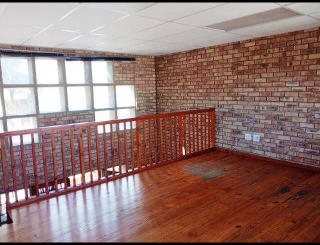 50M² OFFICE RENTED IN NEWTON PARK